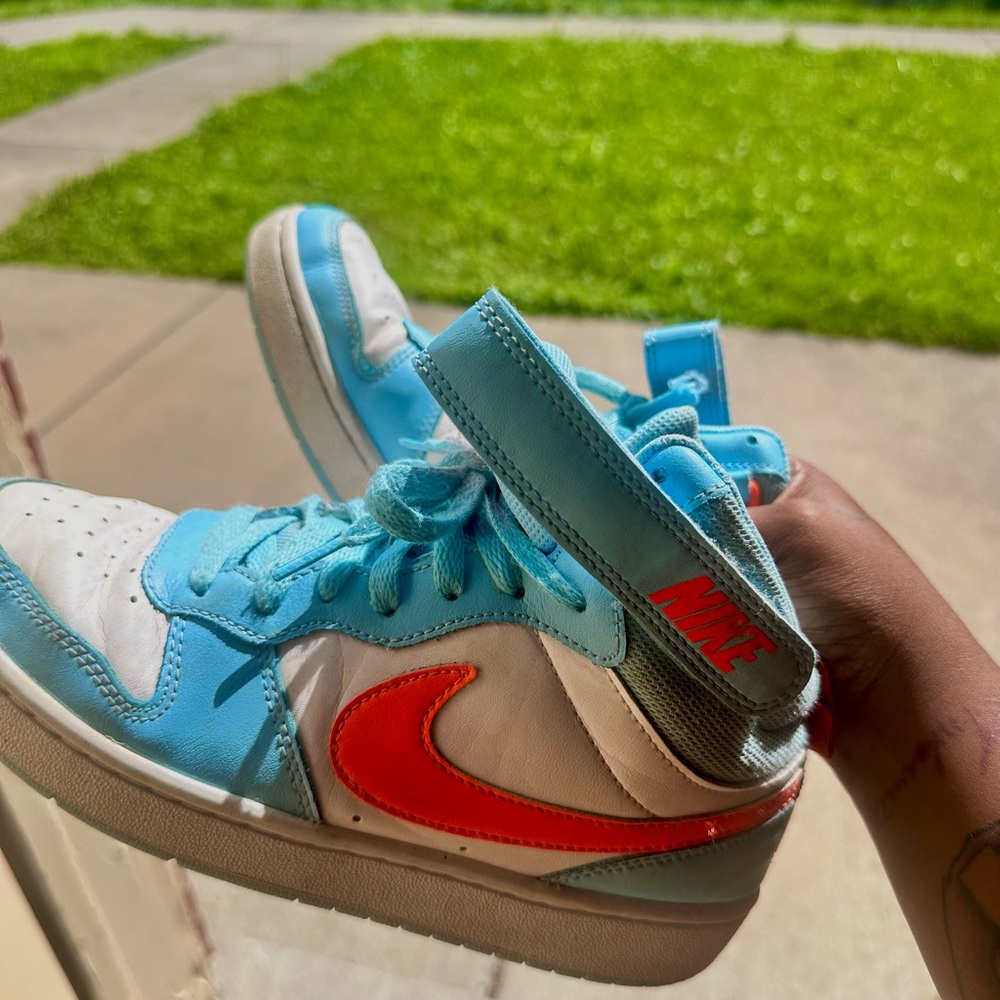 Nike Court Borough Mid 2. Aquarius Blue/White/Orange